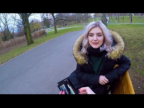 ❤️ Sväljer en främlings het sperma för pengar - avsugning i parken av Eva Elfie ☑ Porno vk at us ❌